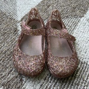 Mini Melissa size 6